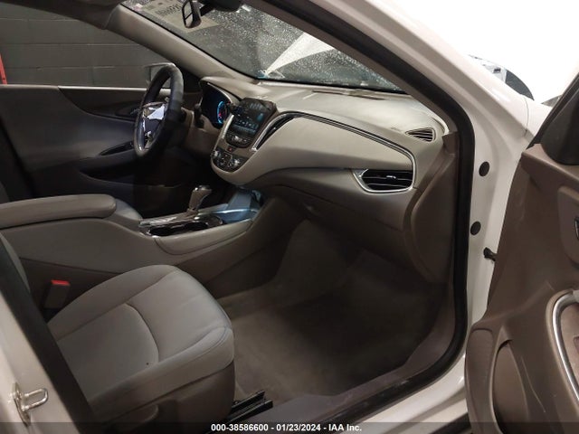 Chevrolet MALIBU LT 2018 1G1ZD5ST1JF282608 Image 5
