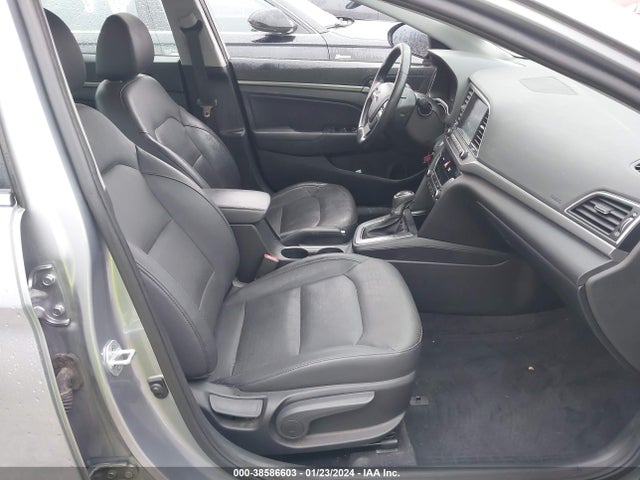 2017 HYUNDAI ELANTRA LIMITED VIN: 5NPD84LF0HH093991