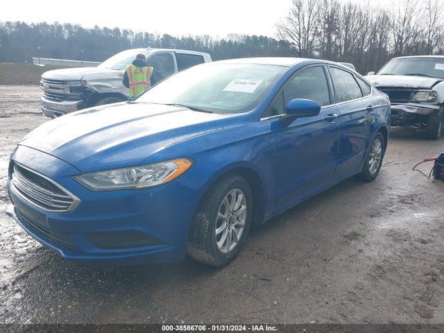 Ford FUSION S 2017 3FA6P0G74HR107627 Image 2