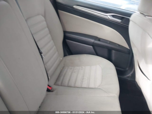 Ford FUSION S 2017 3FA6P0G74HR107627 Image 8
