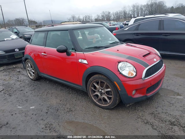 2007 MINI COOPER S WMWMF73587TL88407 Photo 0