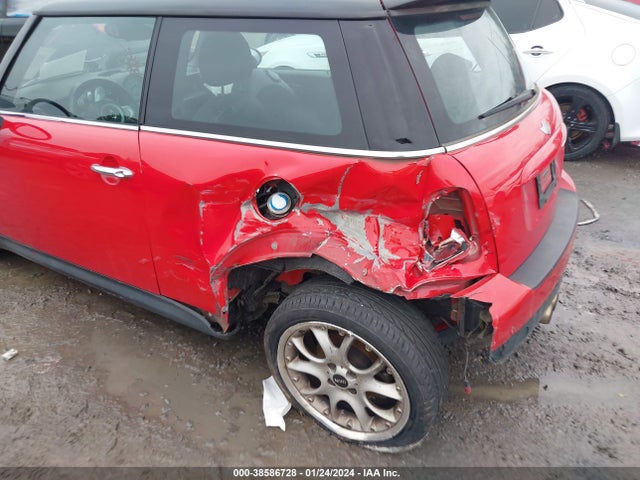 2007 MINI COOPER S WMWMF73587TL88407 Photo 5