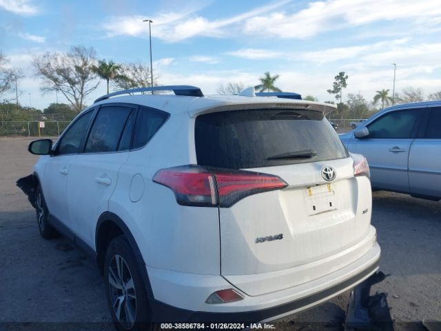 Toyota Rav4 Adventure/xle 2018 2T3WFREV7JW521604 Image 3