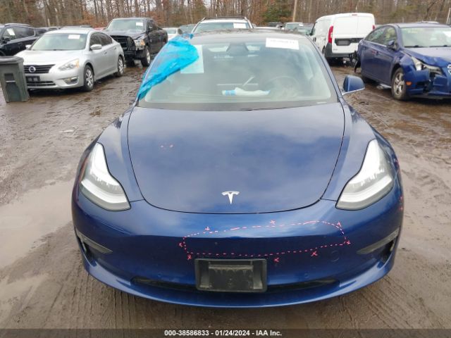 5YJ3E1EB8KF387710 Tesla MODEL 3