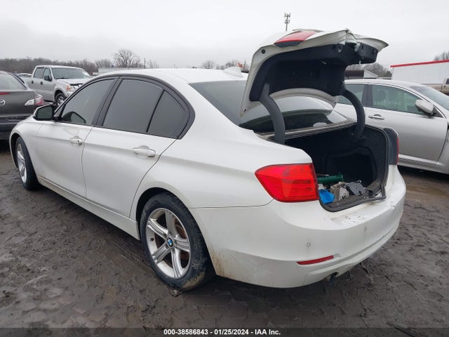 BMW 328d Xdrive 2014 WBA3D5C57EKX97748 Image 3