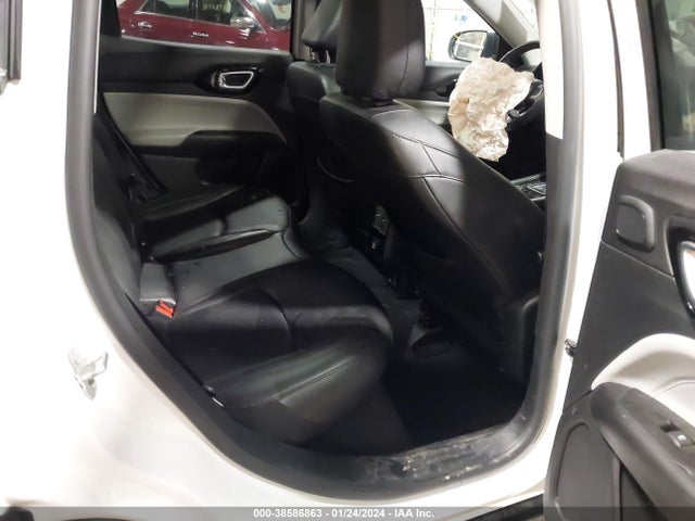 3C4NJDCB9NT194822 Jeep Compass Limited 4x4
