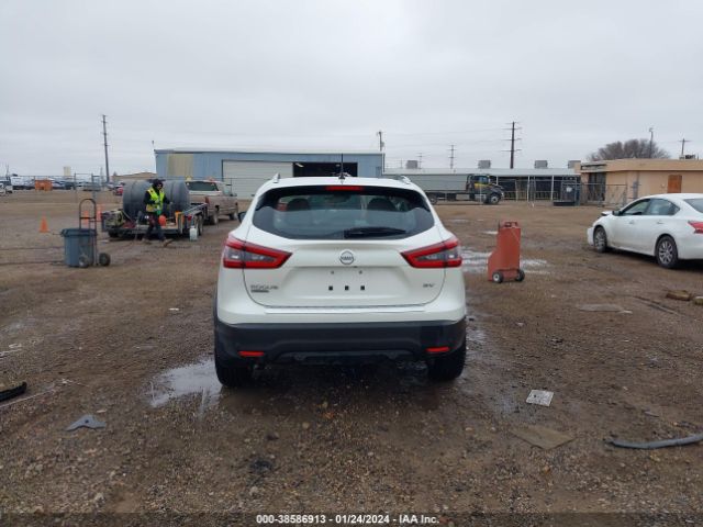 JN1BJ1BV5NW583256 Nissan Rogue Sport Sv Fwd Xtronic Cvt