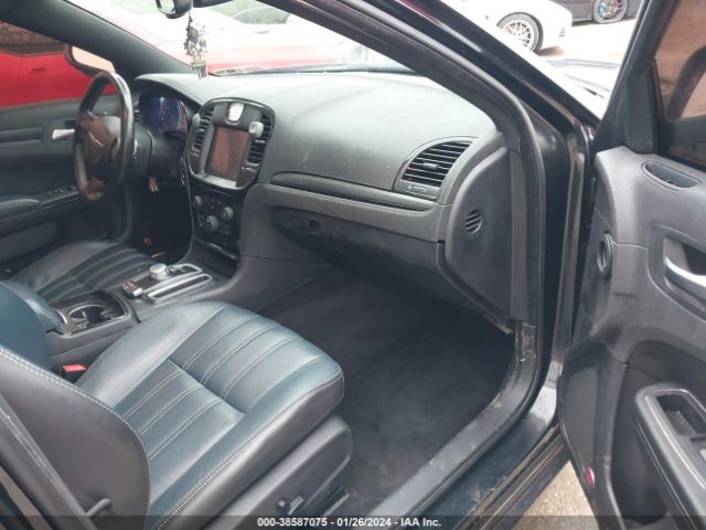 2C3CCAGG7FH767494 Chrysler 300 S