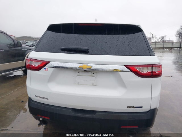 Chevrolet Traverse Ls 2018 1GNERFKW9JJ283176 Image 16