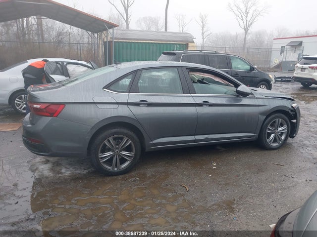 3VW7M7BU2PM017298 Volkswagen Jetta 1.5t Se