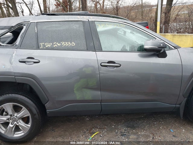 Toyota Rav4 Xle 2022 2T3P1RFV2NC303501 Image 13