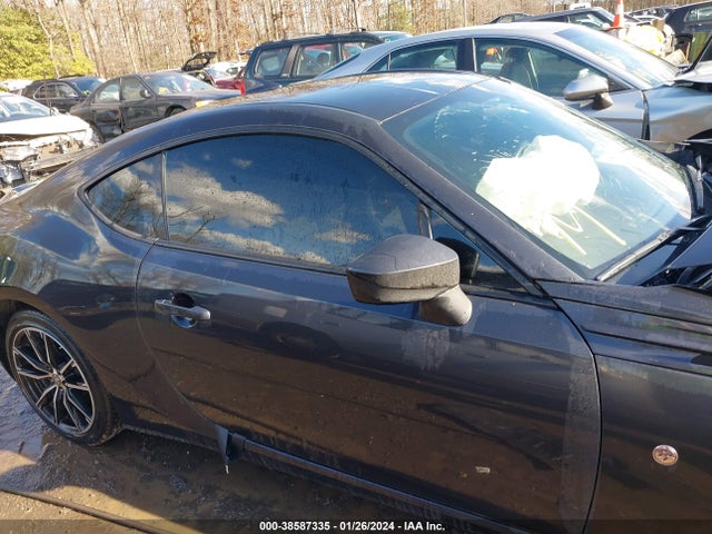 Toyota 86 2017 JF1ZNAA19H8700222 Image 13