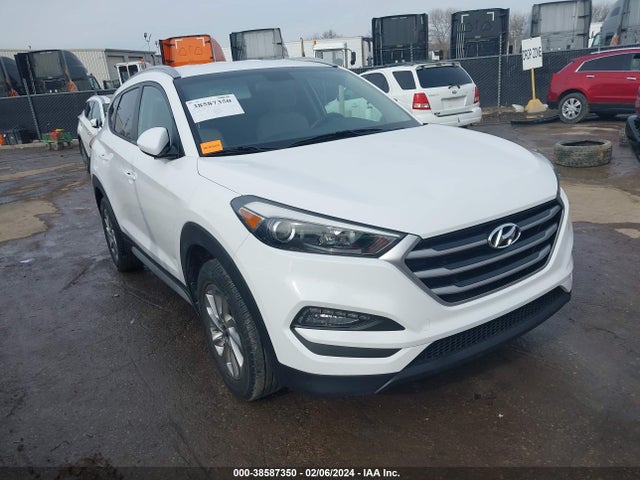 Hyundai TUCSON SEL 2018 KM8J33A43JU746964 Image 1