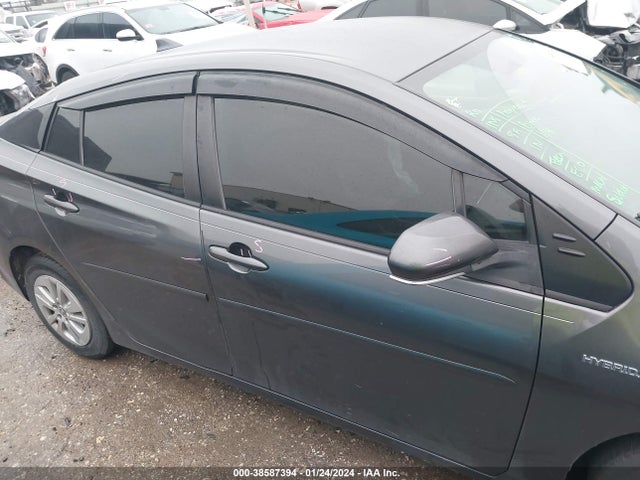 2016 TOYOTA PRIUS TWO VIN: JTDKBRFU0G3015107