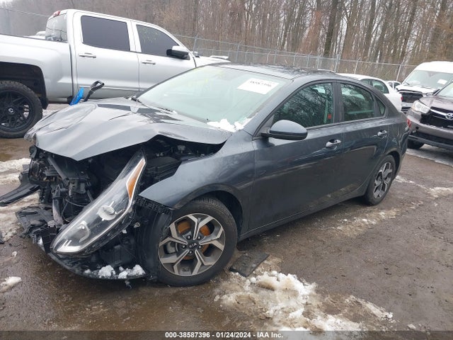 KIA Forte Lxs 2021 3KPF24AD4ME329505 Image 2