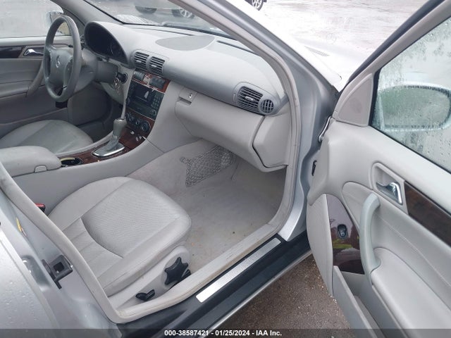 2006 MERCEDES-BENZ C 280 LUXURY VIN: WDBRF54H46A843249
