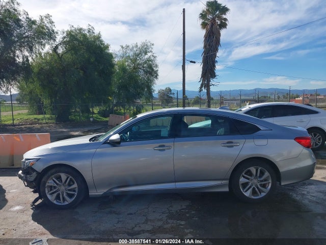 Honda l15be 2018 1HGCV1F16JA040830 Image 31