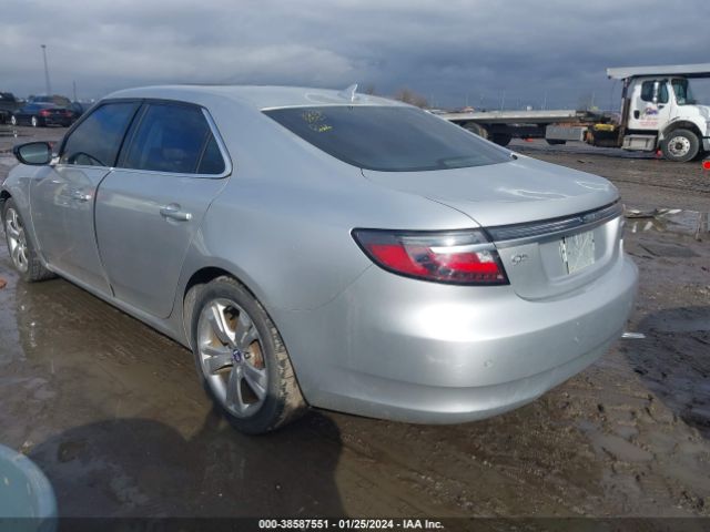 2011 SAAB 9-5 YS3GN4AR4B4001046 Photo 2