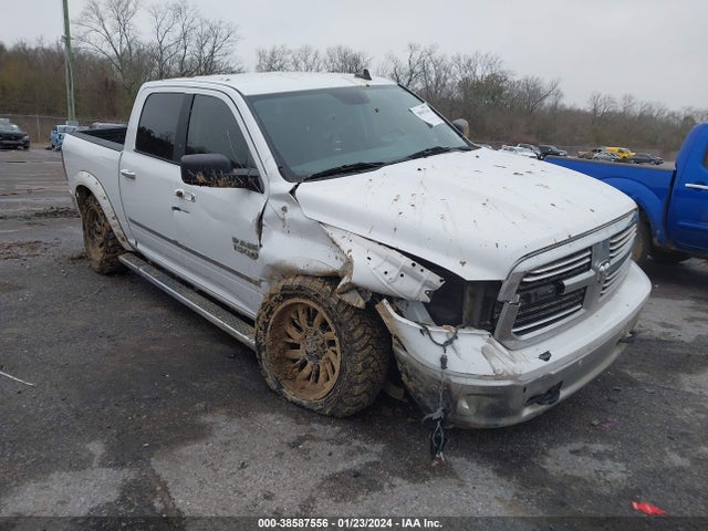 RAM 1500 Big Horn  4x4 5'7 Box 2017 3C6RR7LT2HG560158 zdjęcie główne