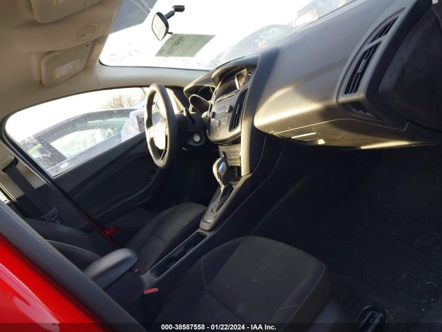 Продаж на аукціоні авто 2015 Ford Focus Se, vin: 1FADP3F21FL271153, номер лоту: 38587558