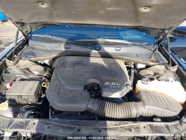 2C3CDXBG8NH157870 Dodge Charger Sxt Rwd