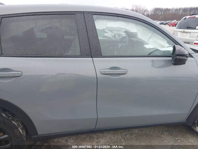 2024 HONDA HR-V AWD SPORT/AWD SPORT W/O BSI VIN: 3CZRZ2H56RM738835
