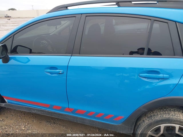 Subaru Crosstrek 2.0i Premium 2016 JF2GPABC5G8215961 Image 15