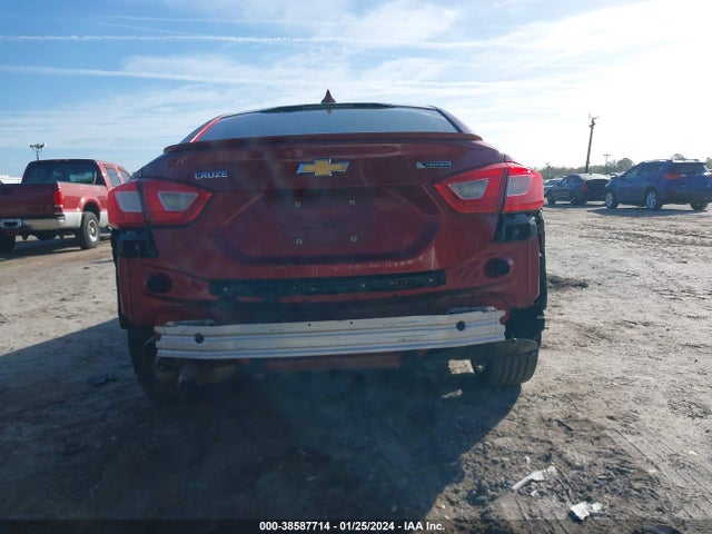 Chevrolet Cruze Premier Auto 2018 1G1BF5SMXJ7107210 Image 17