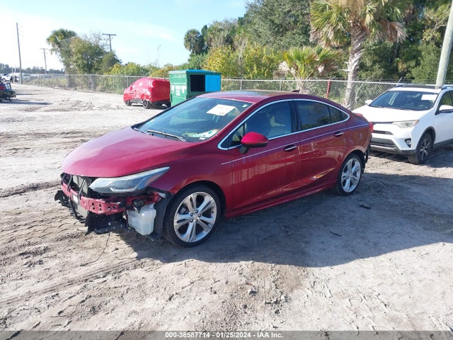 Chevrolet Cruze Premier Auto 2018 1G1BF5SMXJ7107210 Image 2