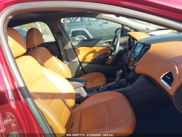 Chevrolet Cruze Premier Auto 2018 1G1BF5SMXJ7107210 Image 5