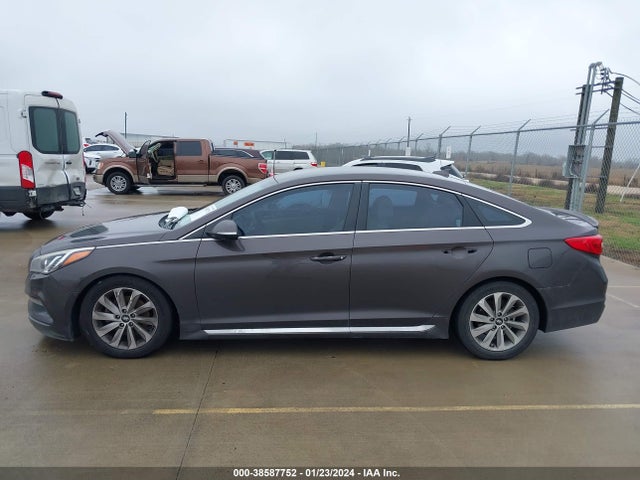 2015 HYUNDAI SONATA SPORT VIN: 5NPE34AF9FH075380