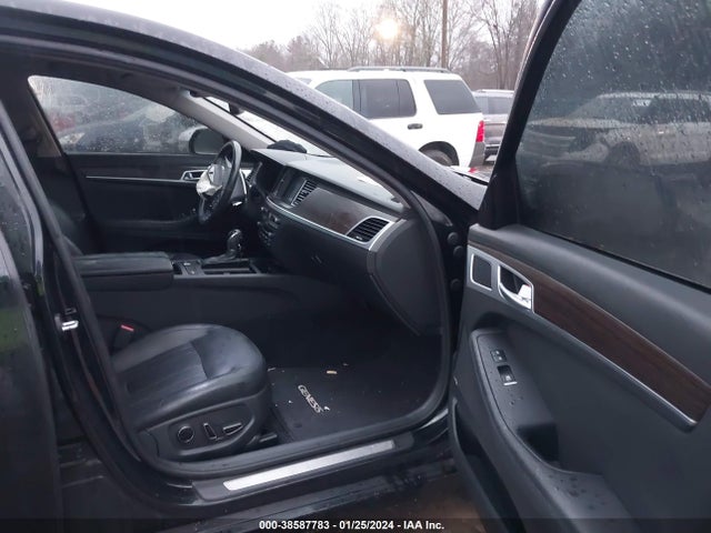 2016 HYUNDAI GENESIS 3.8 VIN: KMHGN4JE5GU140870