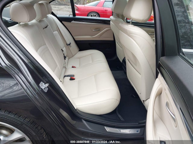 BMW 535i Xdrive 2014 WBA5B3C55ED538148 Image 8