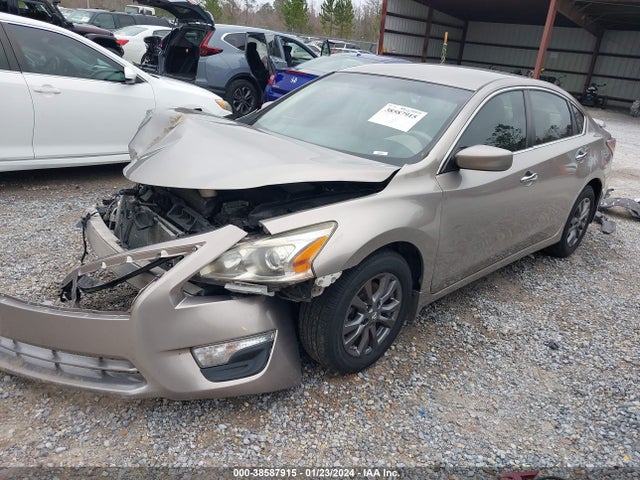 Nissan Altima 2.5 S 2015 1N4AL3AP6FN896363 Image 2