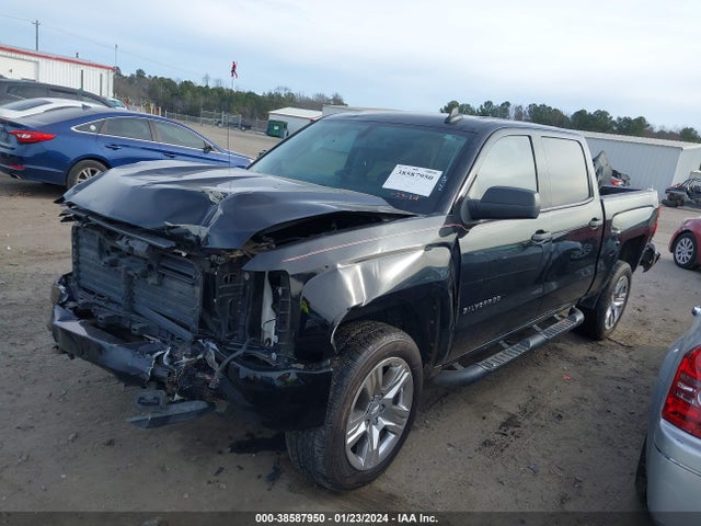 Chevrolet Silverado 1500 Custom 2018 3GCUKPEC3JG314648 Image 2