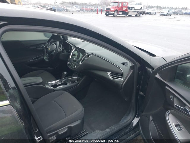 Chevrolet MALIBU LT 2018 1G1ZD5ST0JF226241 Image 5