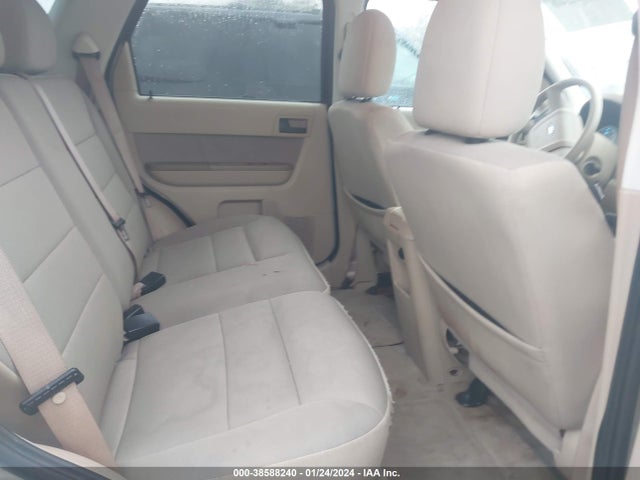 2011 FORD ESCAPE XLT MANUAL VIN: 1FMCU0D72BKA01078