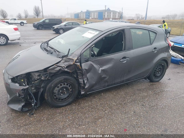 Toyota Prius C Two 2016 JTDKDTB38G1132739 Image 6