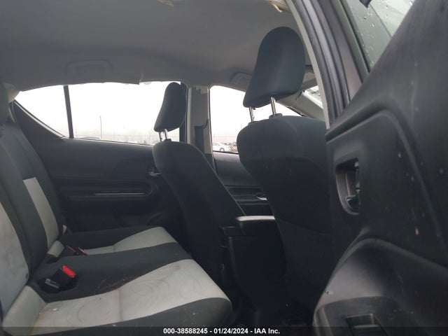 Toyota Prius C Two 2016 JTDKDTB38G1132739 Image 8