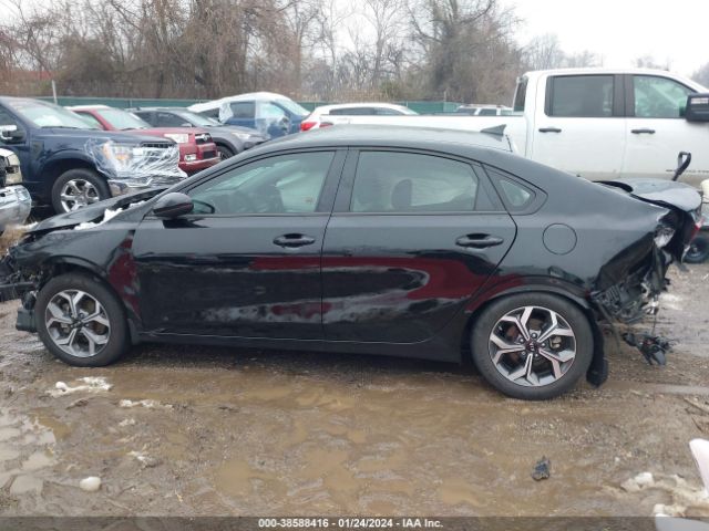 3KPF24AD4KE053632 KIA Forte Lxs