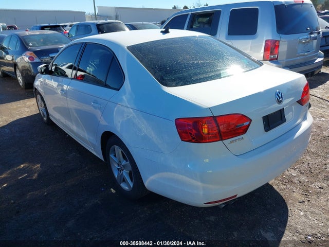 2012 VOLKSWAGEN JETTA 2.0L TDI VIN: 3VWLL7AJ3CM471708
