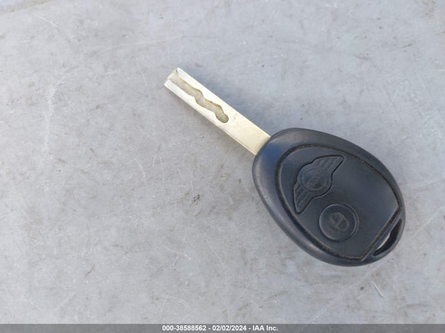 2003 MINI COOPER HARDTOP WMWRC33423TC39096 Photo 10