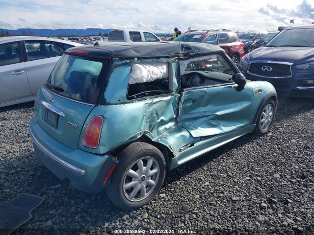 2003 MINI COOPER HARDTOP WMWRC33423TC39096 Photo 3