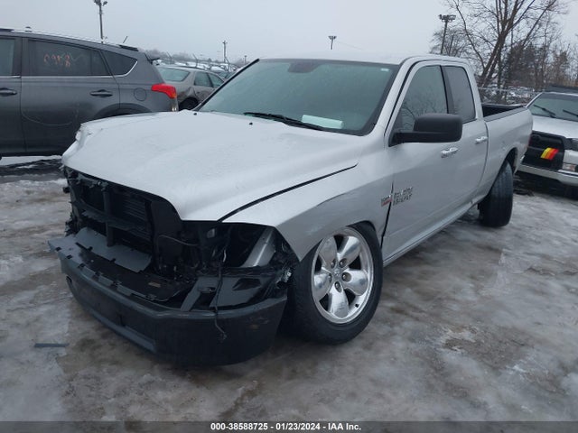 1C6RR6GT2JS105023 RAM 1500 Slt Quad Cab 4x2 6'4 Box