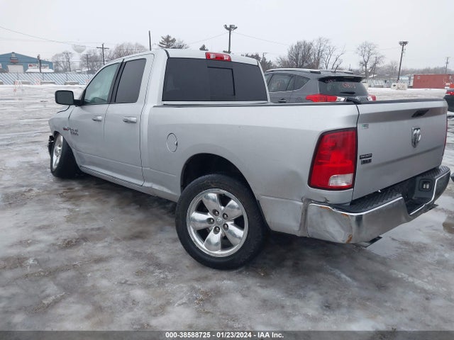1C6RR6GT2JS105023 RAM 1500 Slt Quad Cab 4x2 6'4 Box