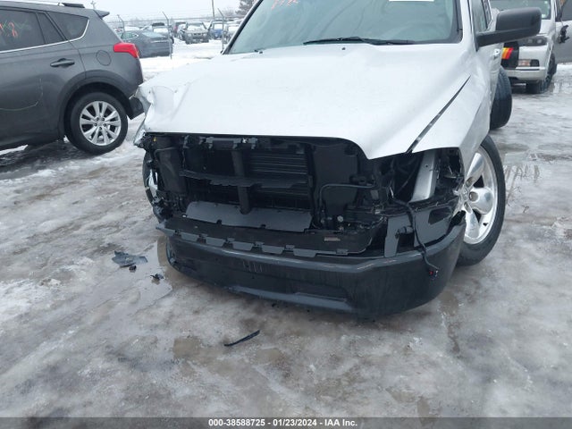 1C6RR6GT2JS105023 RAM 1500 Slt Quad Cab 4x2 6'4 Box