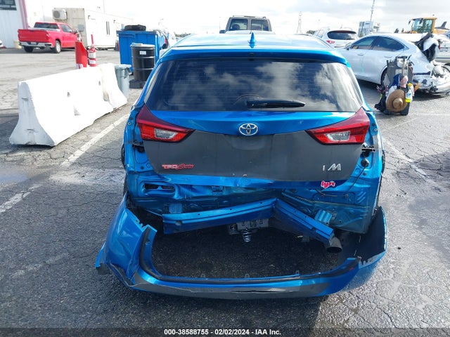 38588755 :رقم المزاد ، JTNKARJE0HJ525419 vin ، 2017 Toyota Corolla Im مزاد بيع