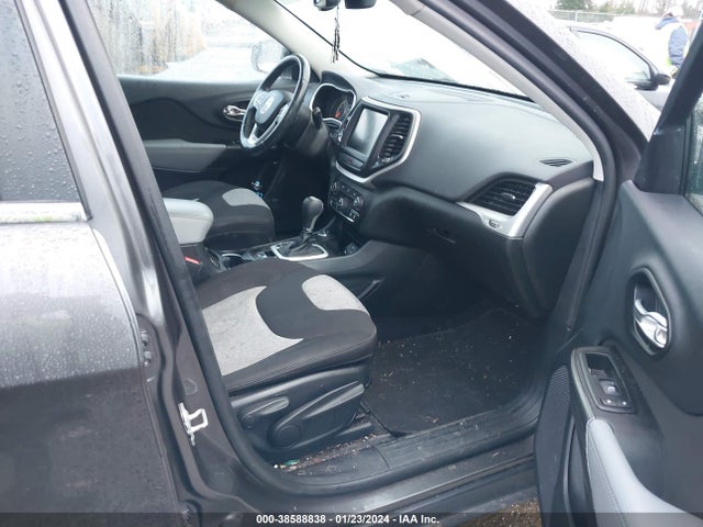 2014 JEEP CHEROKEE LATITUDE VIN: 1C4PJMCS5EW241234