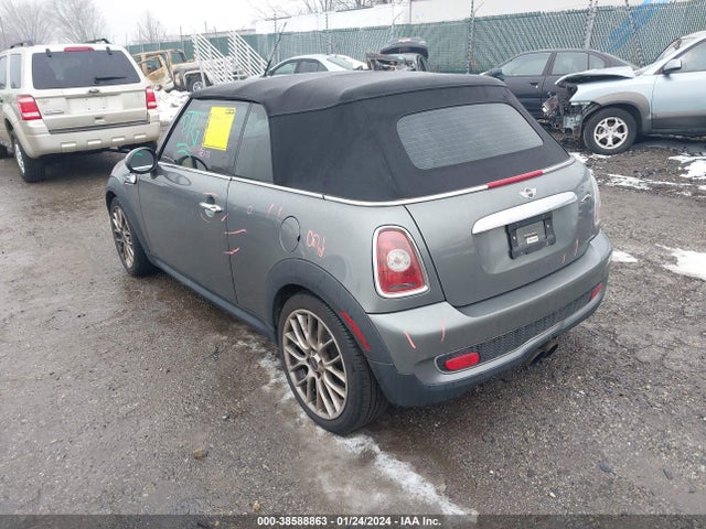 2010 MINI JOHN COOPER WORKS WMWMS9C52ATK19806 Photo 2