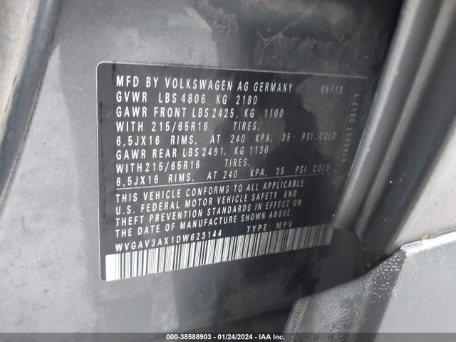 2013 VOLKSWAGEN TIGUAN S VIN: WVGAV3AX1DW623144